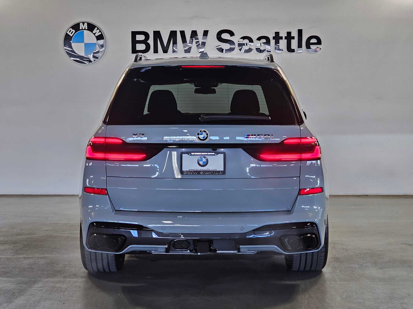 New 2026 BMW X7 M60i image 5