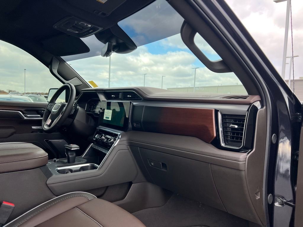 Used 2025 GMC Sierra 1500 Denali image 19