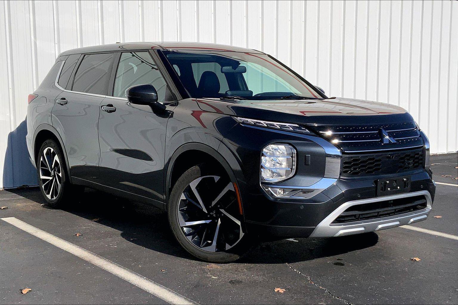 Used 2024 Mitsubishi Outlander SE image 33