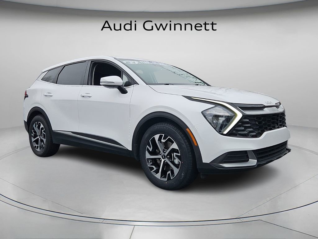 Used 2023 Kia Sportage EX image 9