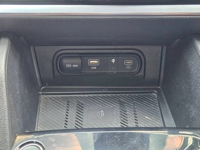 Certified 2025 Kia Sportage SX FWD image 19