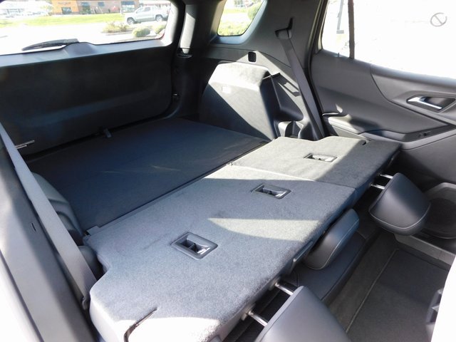 New 2026 Chevrolet Equinox LT w/ Convenience Package II image 26