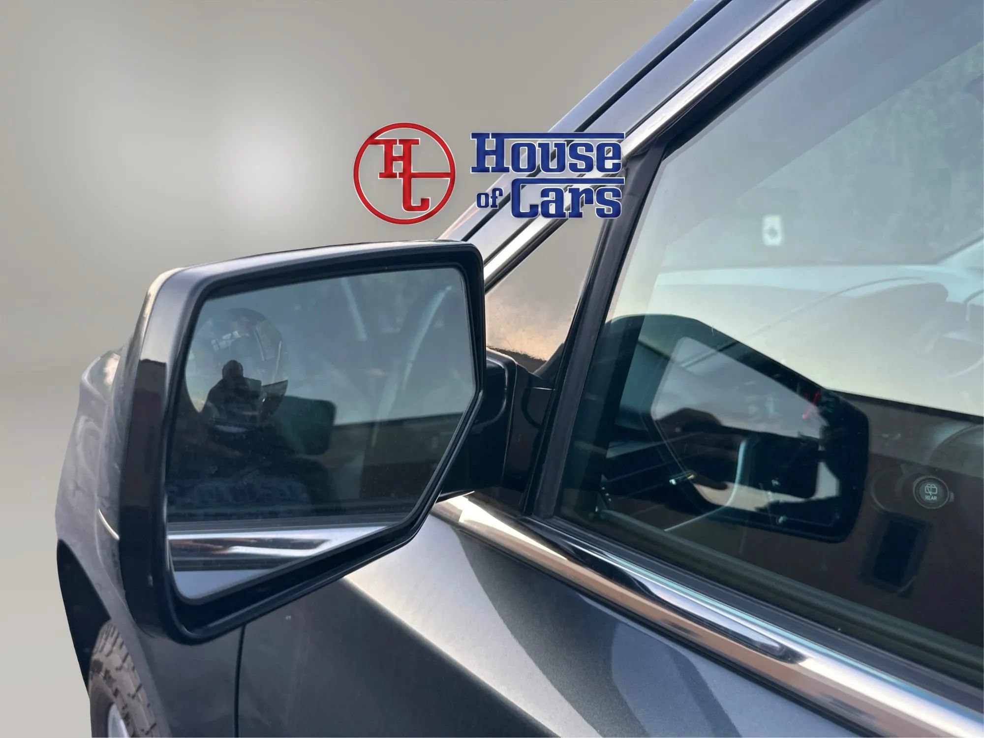 Used 2019 Chevrolet Suburban LT AWD/4WD image 24