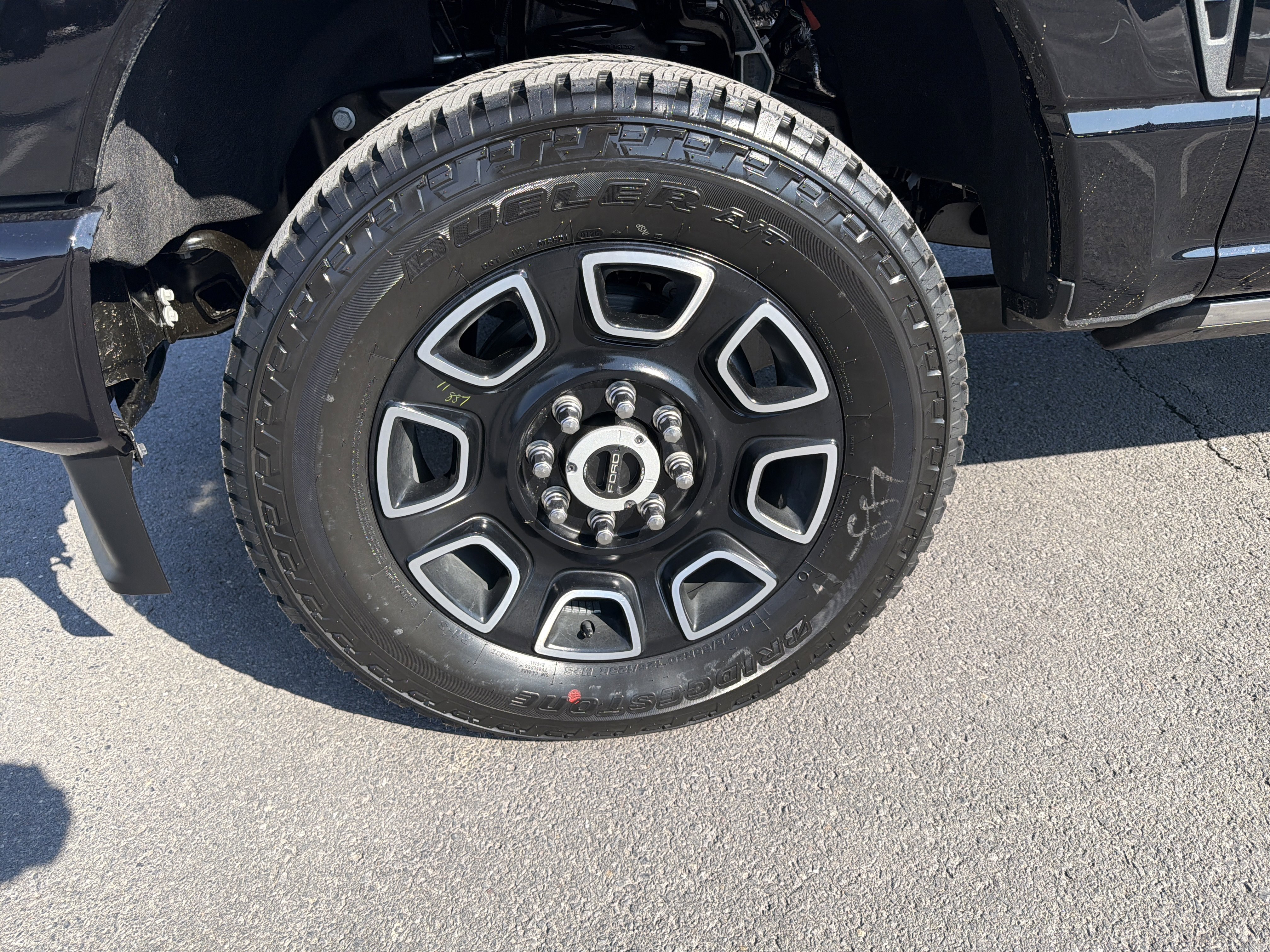 New 2026 Ford F250 Platinum image 11