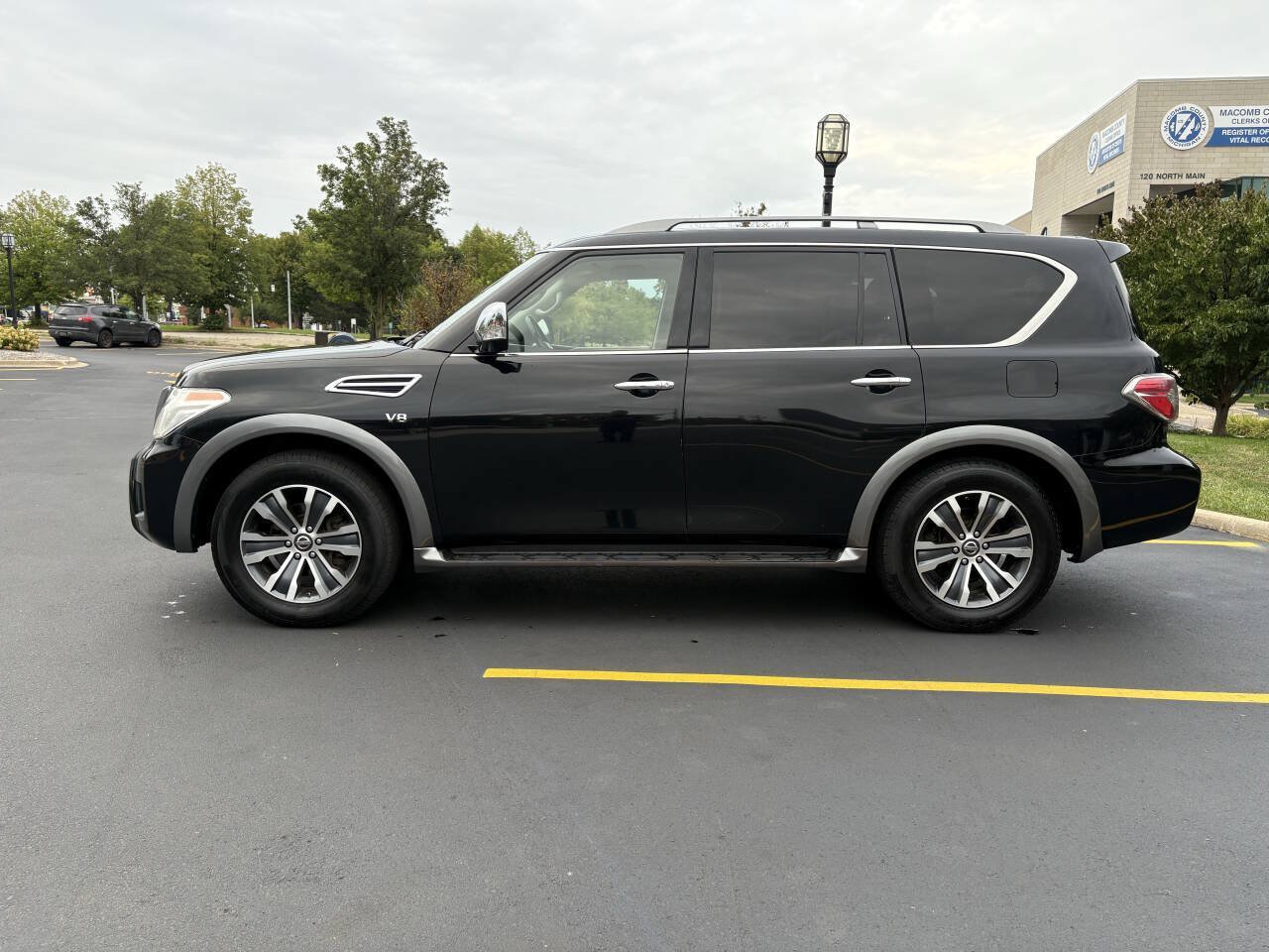 Used 2019 Nissan Armada SL w/ Premium Package AWD/4WD image 15