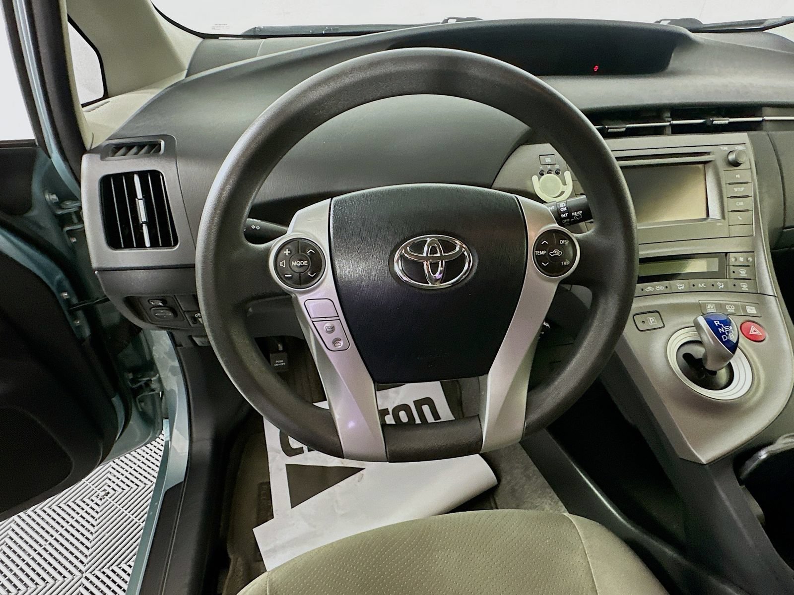 Used 2014 Toyota Prius Two FWD image 11