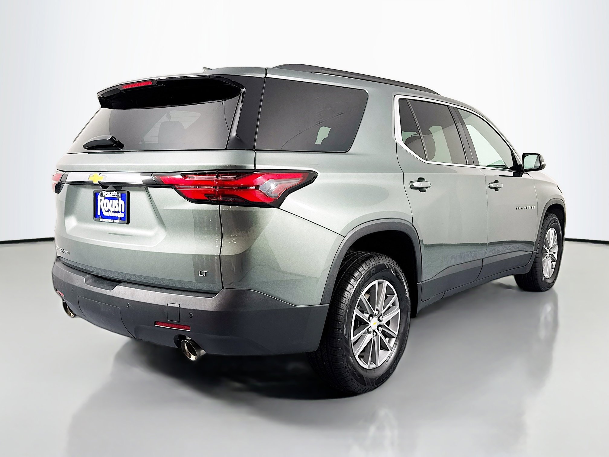 Used 2023 Chevrolet Traverse LT image 5