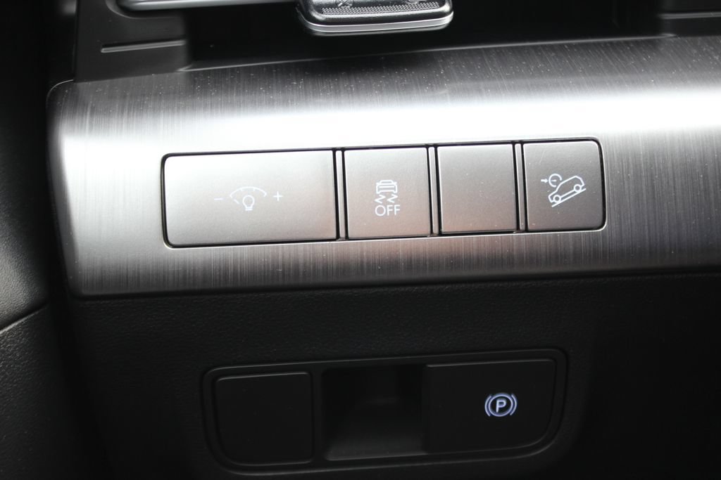 Used 2026 Hyundai Kona SEL Premium AWD/4WD image 21