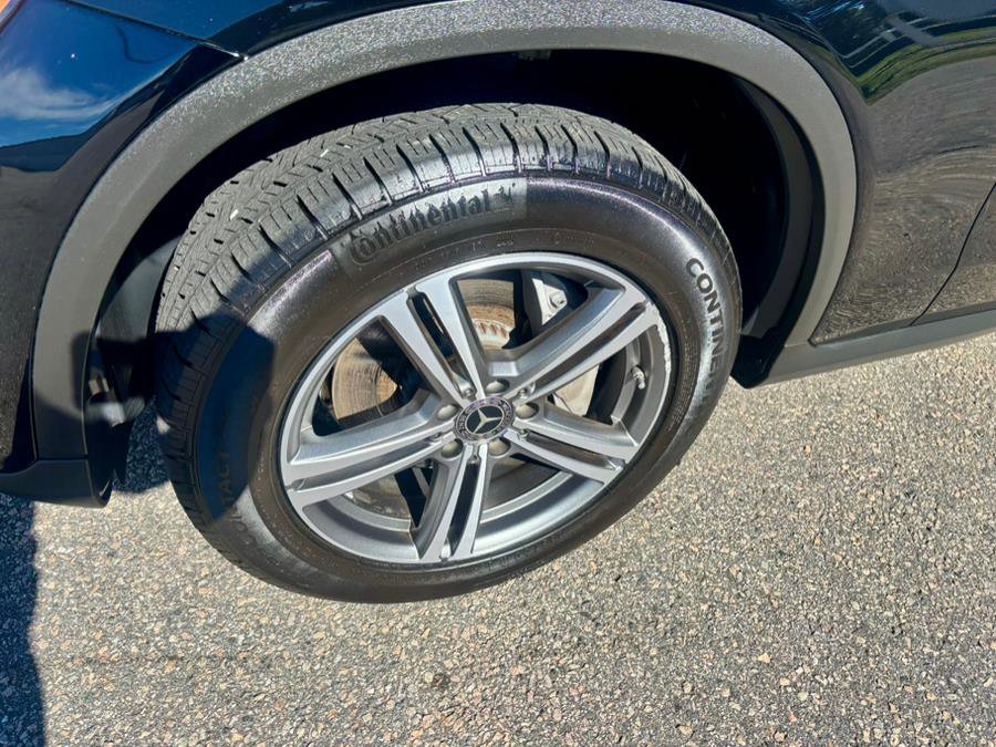 Used 2020 Mercedes-Benz GLC 300 4MATIC image 36