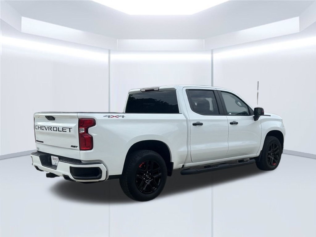 Used 2022 Chevrolet Silverado 1500 RST w/ Redline Edition AWD/4WD image 7