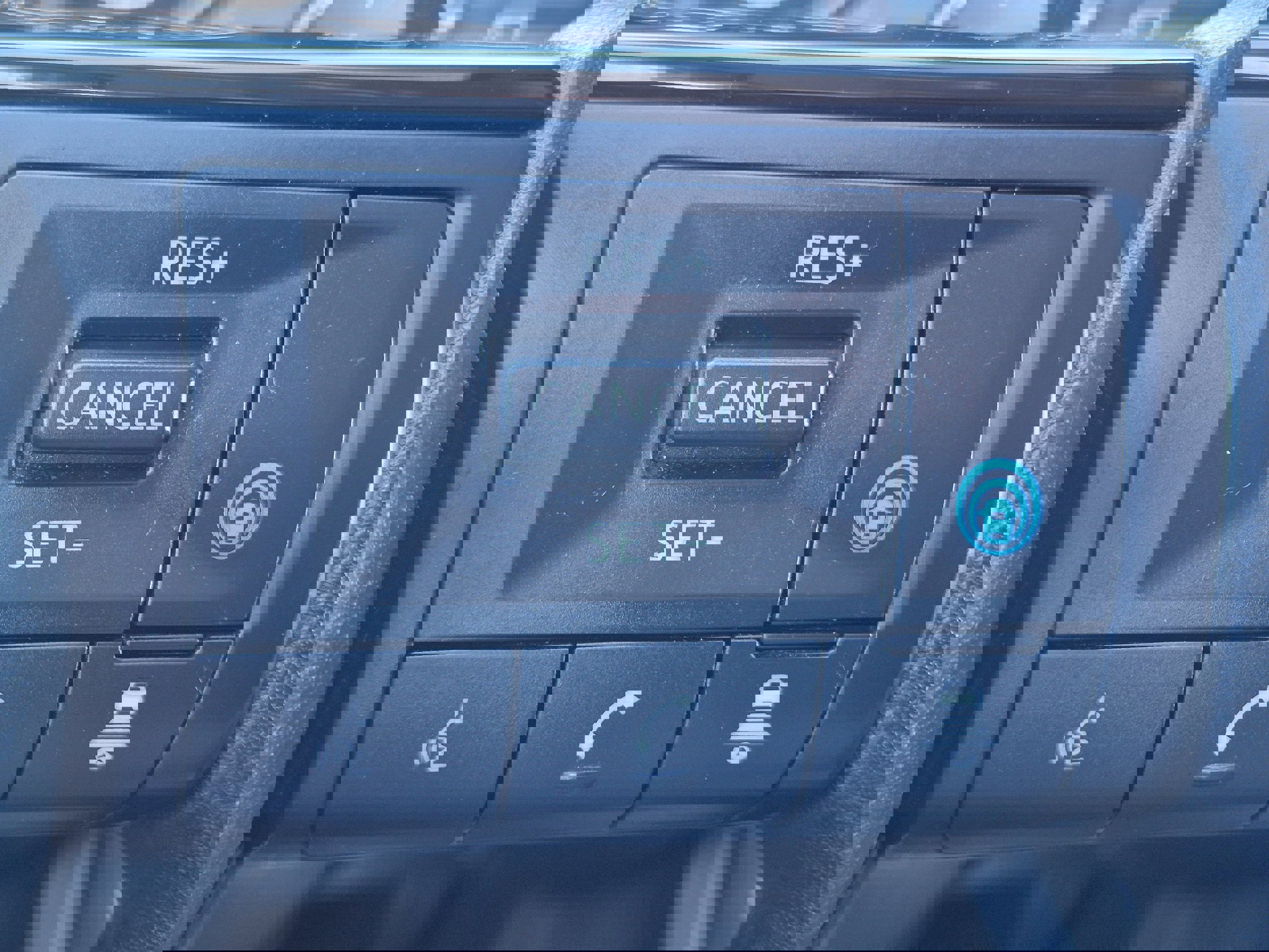 Used 2023 Nissan Rogue SV image 20