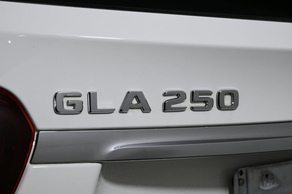 Used 2020 Mercedes-Benz GLA 250 4MATIC image 36