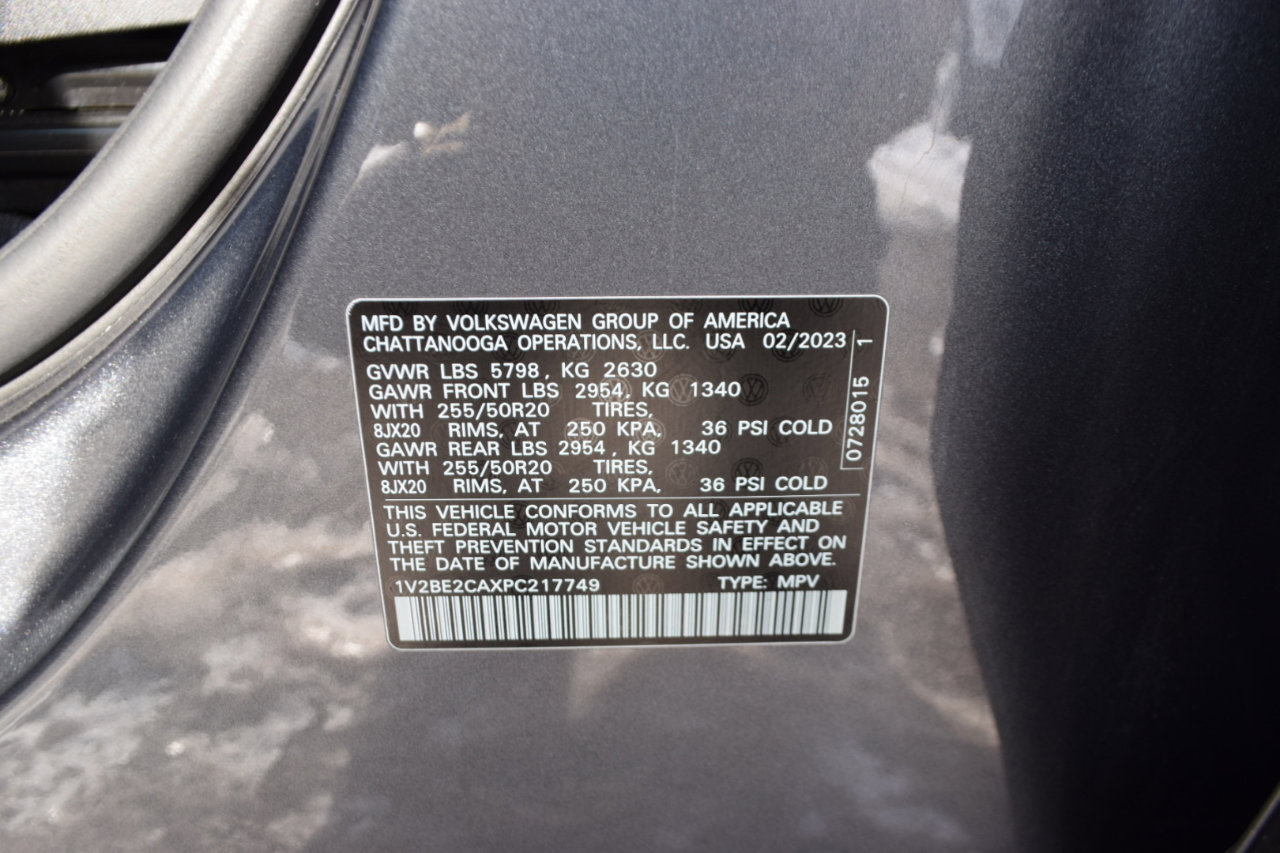 Used 2023 Volkswagen Atlas Cross Sport SEL image 31