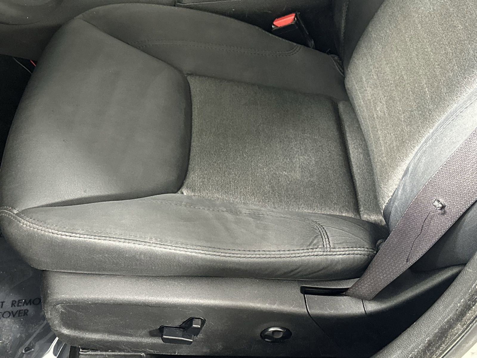 Used 2020 Chrysler 300 Touring w/ Sport Appearance Package image 16