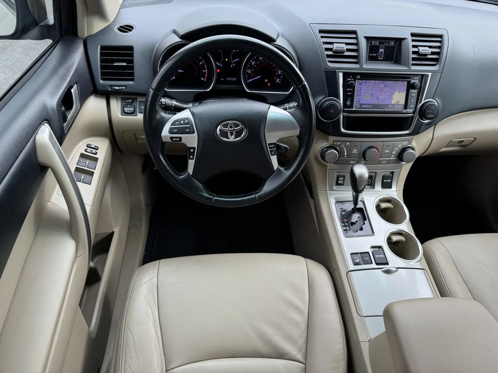 Used 2013 Toyota Highlander SE AWD/4WD image 9