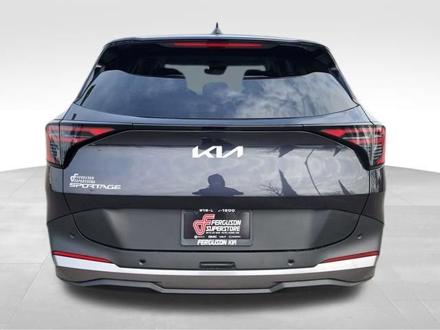 New 2026 Kia Sportage EX FWD image 4