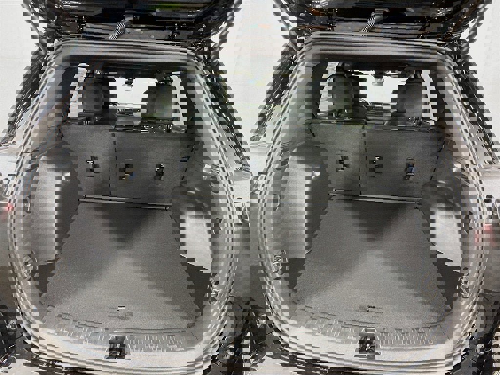 New 2026 GMC Terrain AT4 w/ Convenience Package III image 20