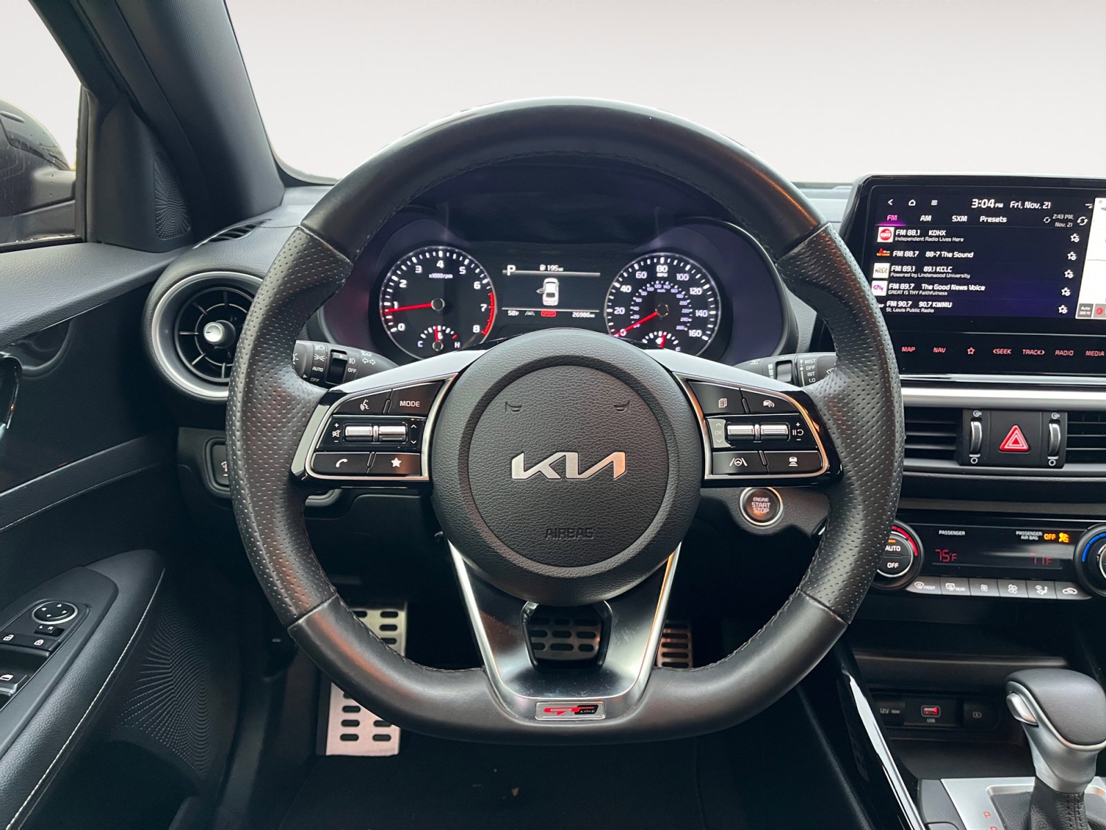 Used 2024 Kia Forte GT-Line image 12