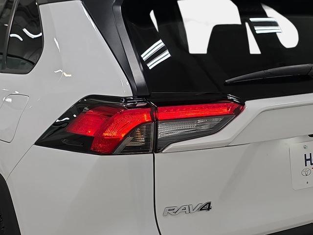 Certified 2023 Toyota RAV4 XLE AWD/4WD image 30