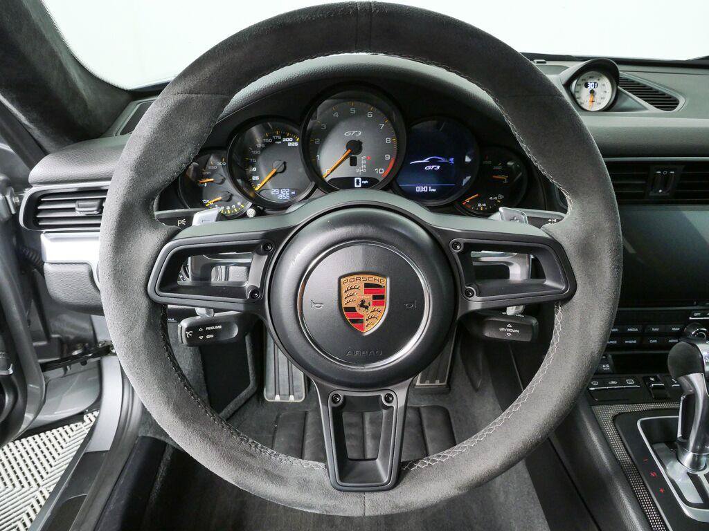 Used 2018 Porsche 911 GT3 RWD image 9