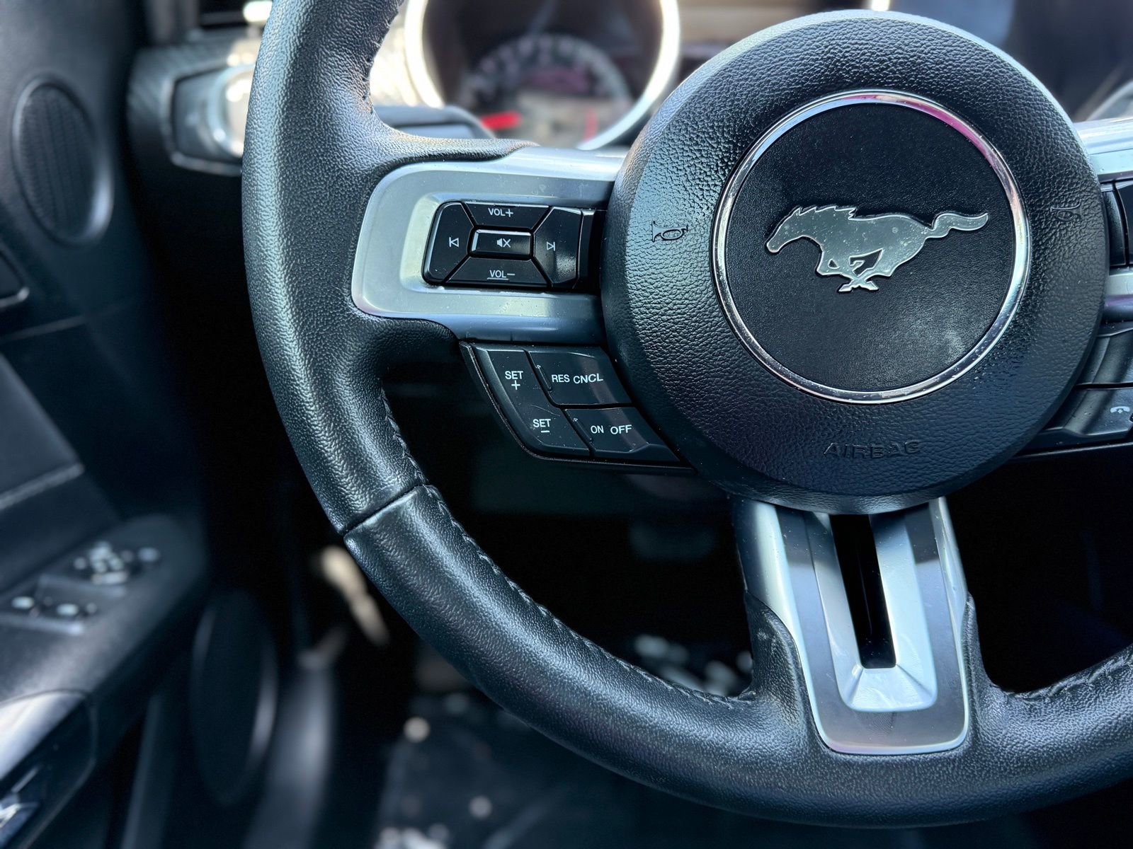 Used 2022 Ford Mustang Coupe w/ Equipment Group 101A RWD image 26