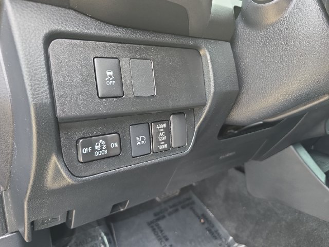 Used 2021 Toyota Tacoma TRD Sport AWD/4WD image 27