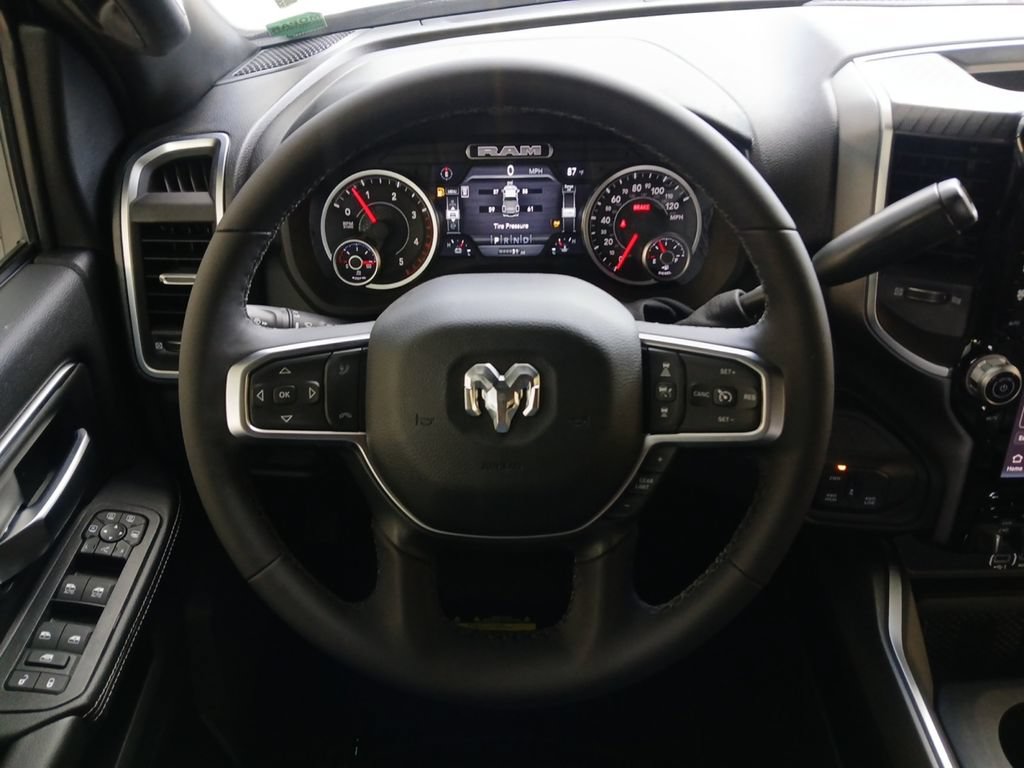New 2026 RAM 2500 Big Horn AWD/4WD image 21