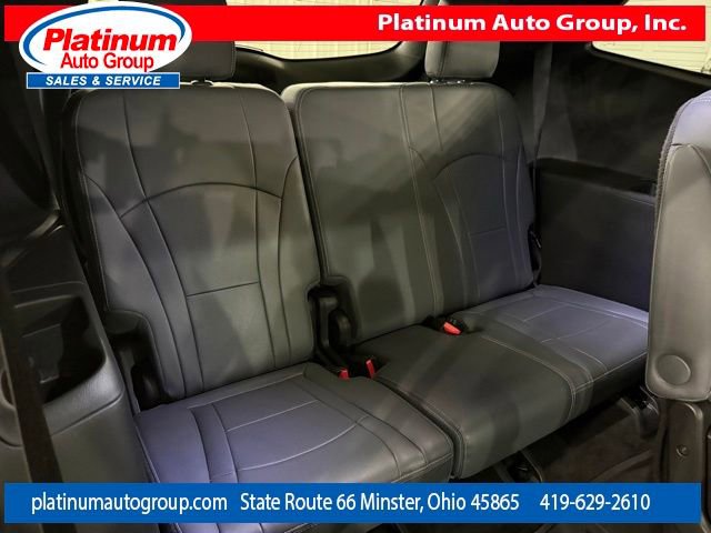Used 2023 Buick Enclave Essence w/ Sport Touring Edition FWD image 34