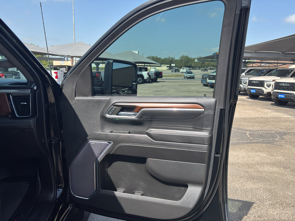 Certified 2024 GMC Sierra 3500 Denali w/ Denali Reserve Package AWD/4WD image 16
