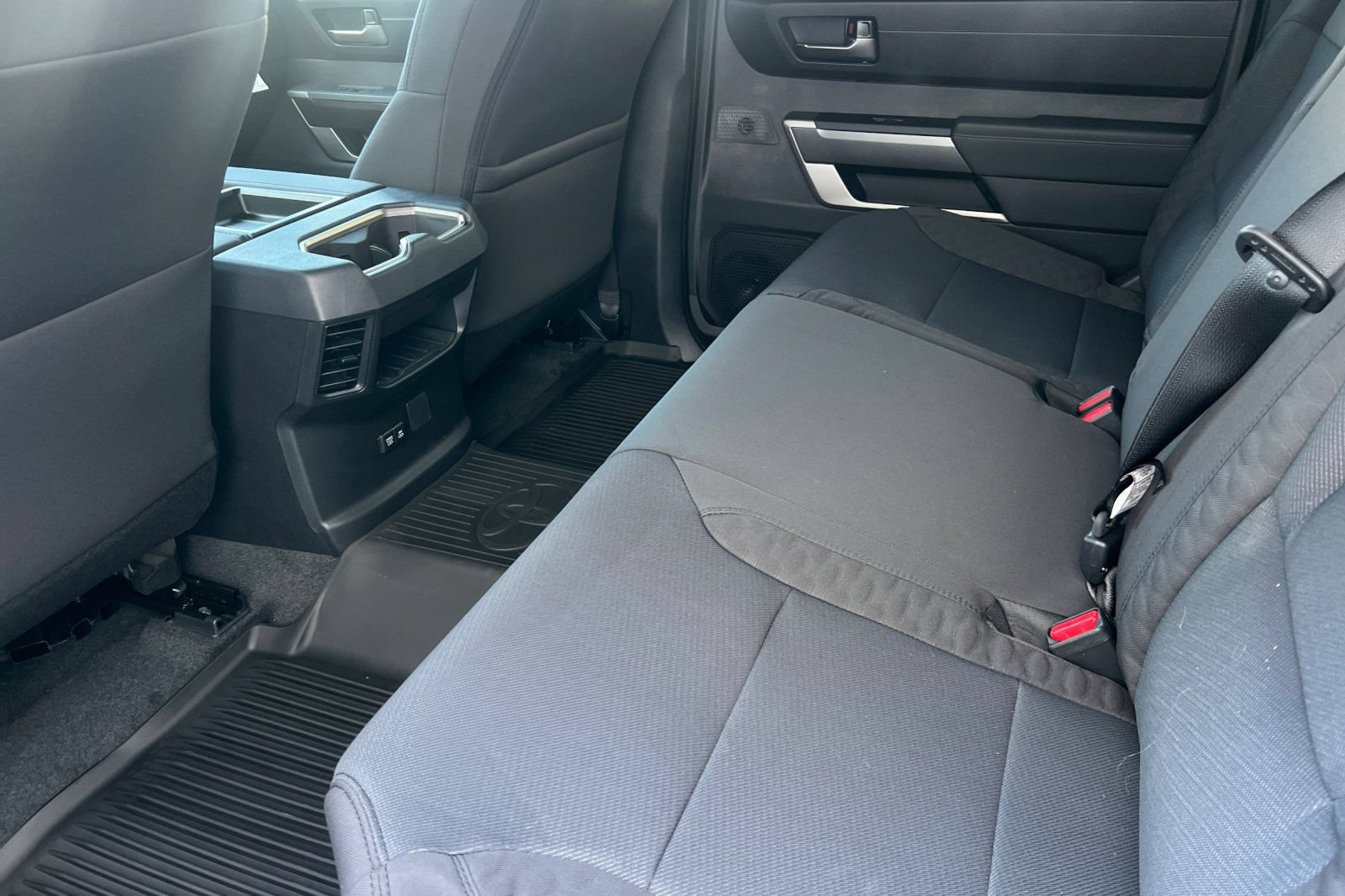 Certified 2026 Toyota Tundra SR5 w/ TRD Off-Road Package AWD/4WD image 9