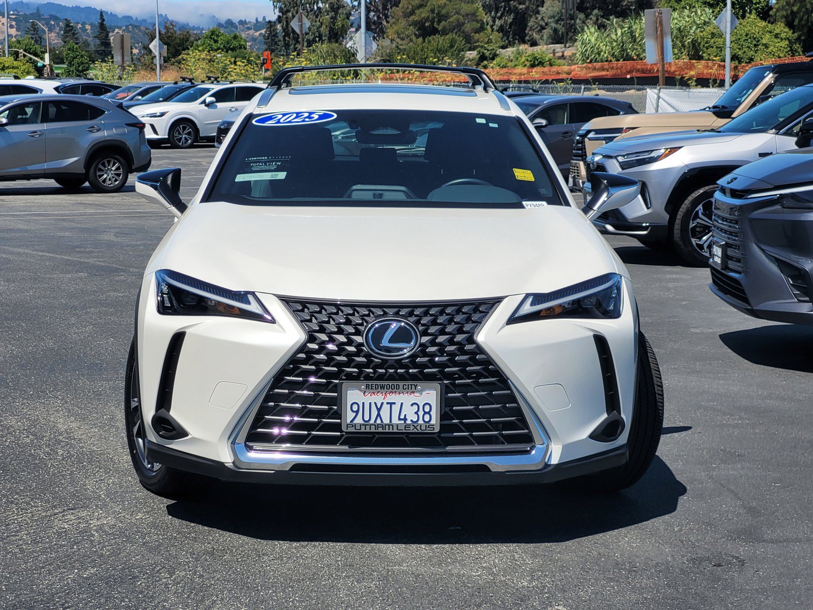 Certified 2025 Lexus UX 300h FWD w/ Accessory Package (Z2) image 2