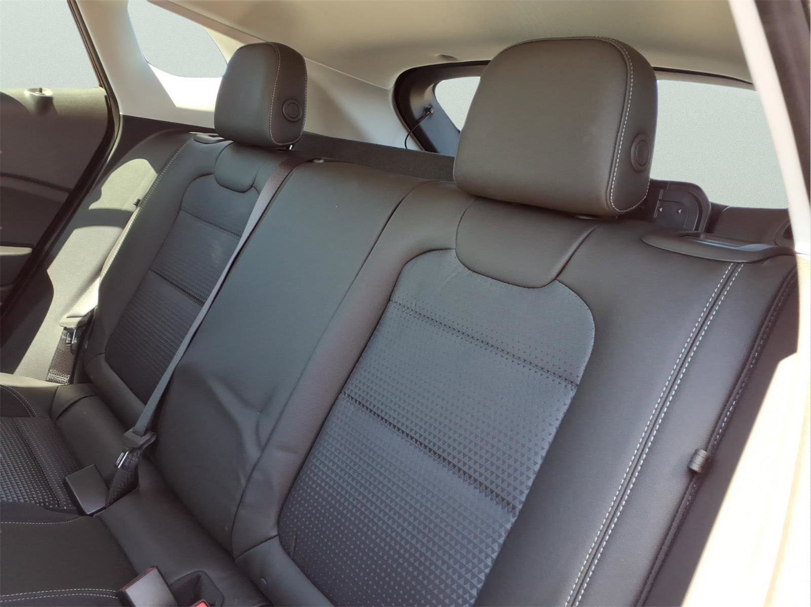 New 2026 Chevrolet Trax LT w/ Driver Confidence Package image 11