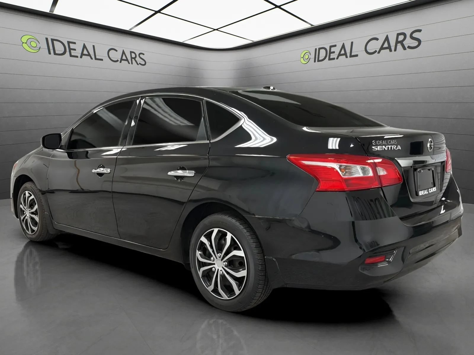 Used 2017 Nissan Sentra SV FWD image 7