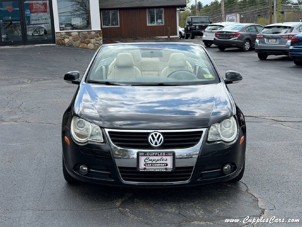 Used 2008 Volkswagen Eos 2.0T FWD image 30