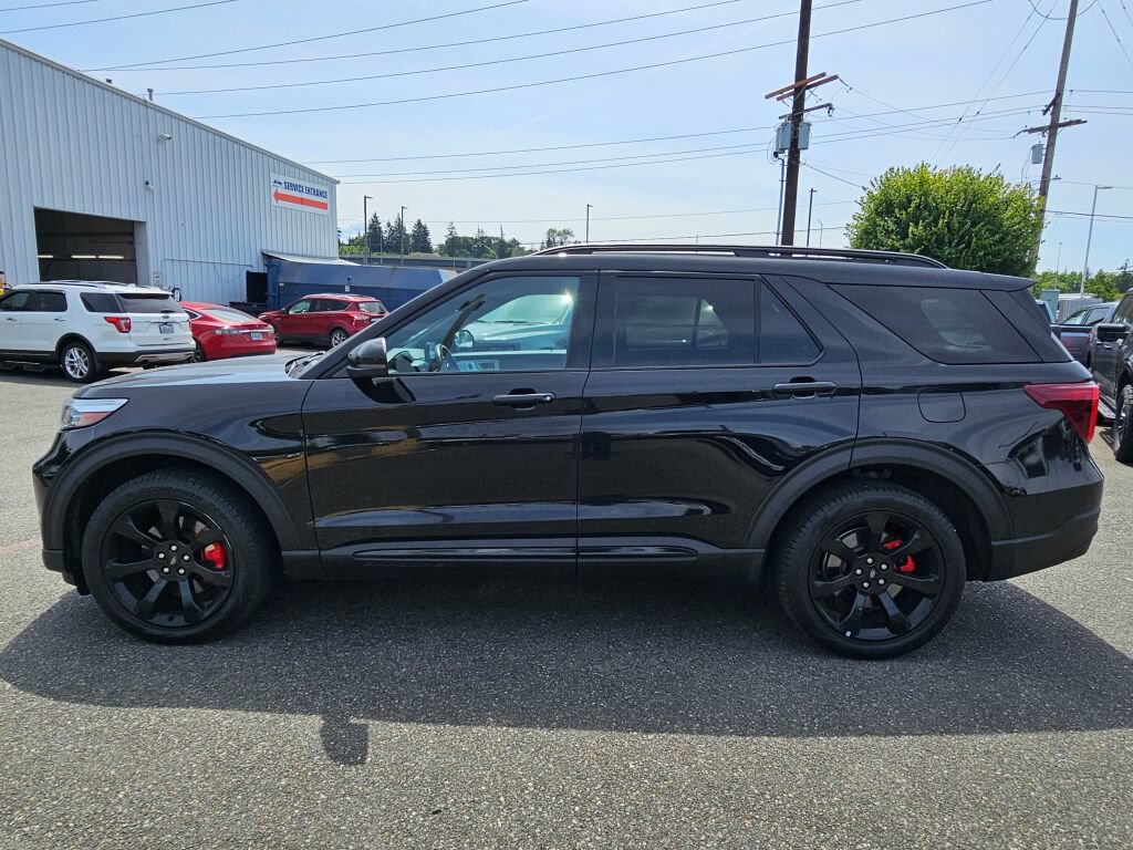 Certified 2023 Ford Explorer ST w/ Equipment Group 401A AWD/4WD image 2