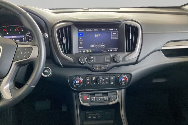 Used 2024 GMC Terrain AT4 w/ Tech Package AWD/4WD image 9