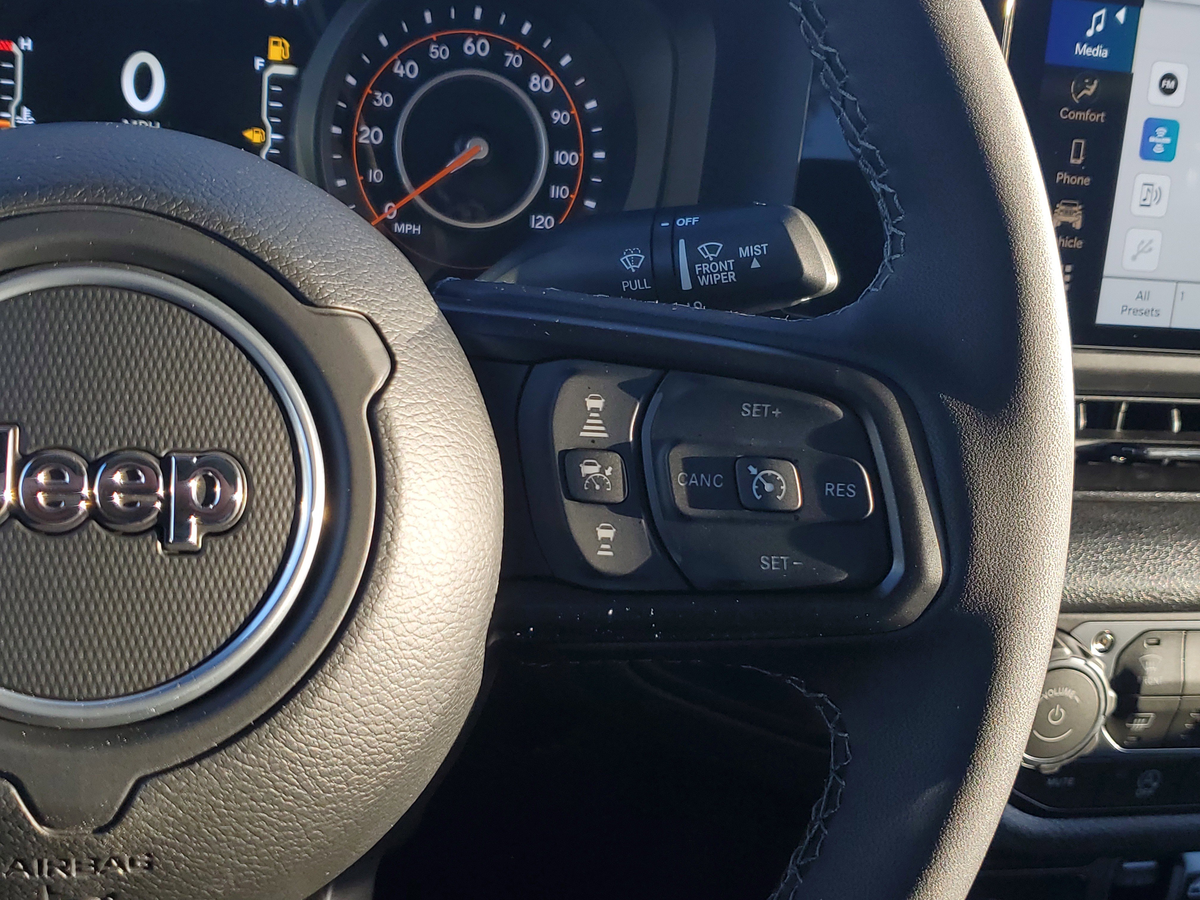 New 2025 Jeep Gladiator Sport image 20