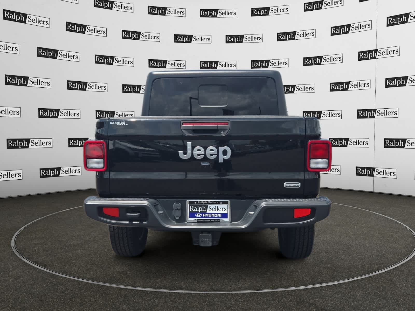 Used 2023 Jeep Gladiator Overland AWD/4WD image 5