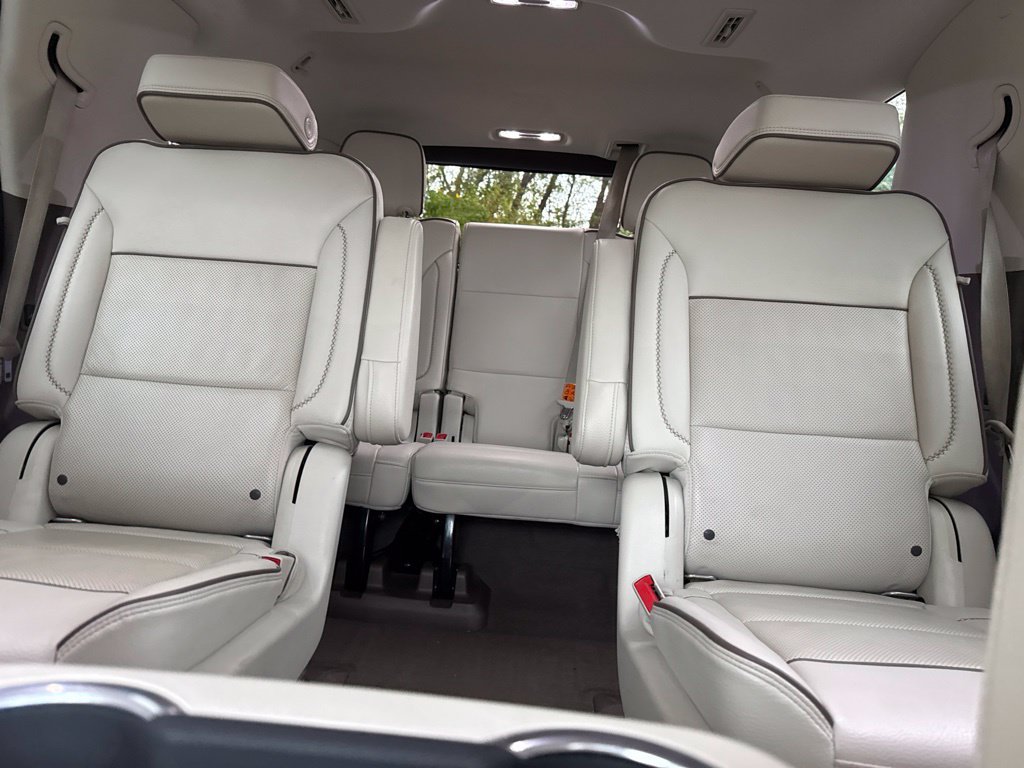 Used 2022 GMC Yukon Denali AWD/4WD image 25