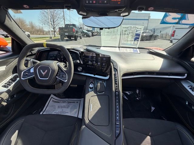 Used 2023 Chevrolet Corvette Stingray Premium Conv w/ Z51 Performance Package image 5