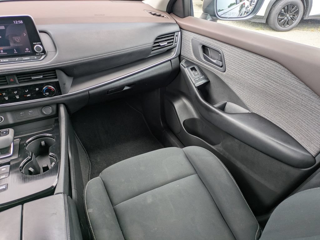 Certified 2023 Nissan Rogue S FWD image 18