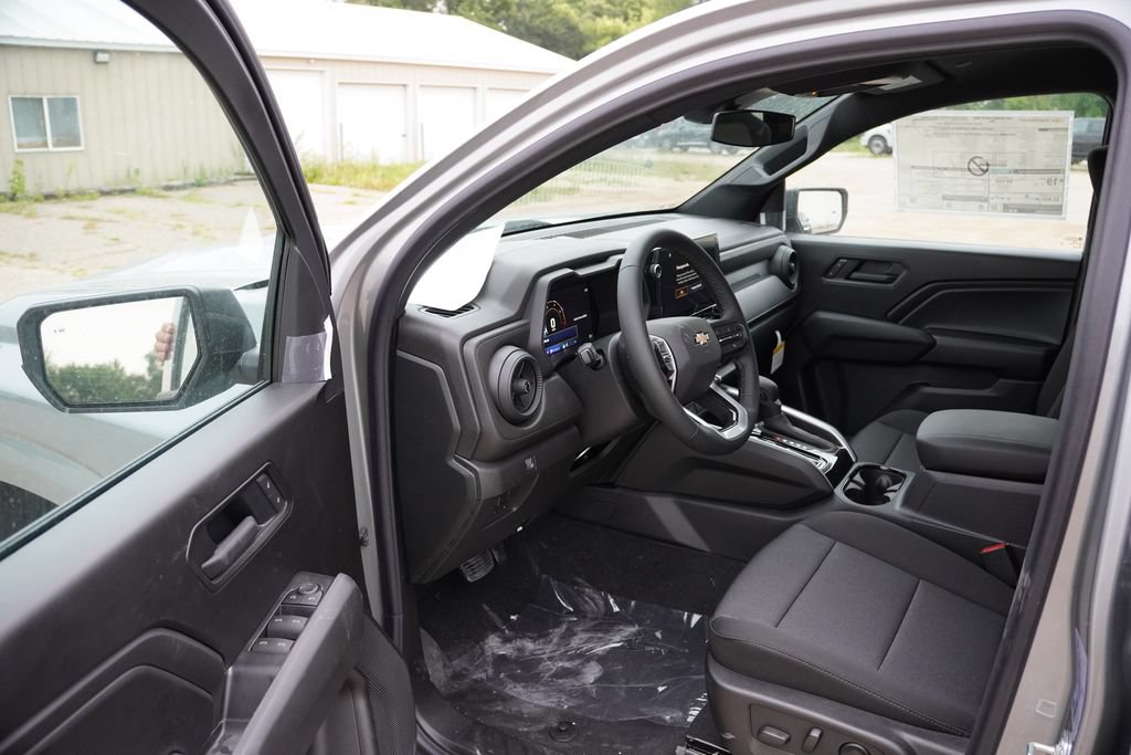 New 2026 Chevrolet Colorado W/T w/ WT Custom Package AWD/4WD image 10