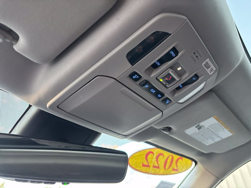 Used 2022 Toyota Highlander XLE AWD/4WD image 37