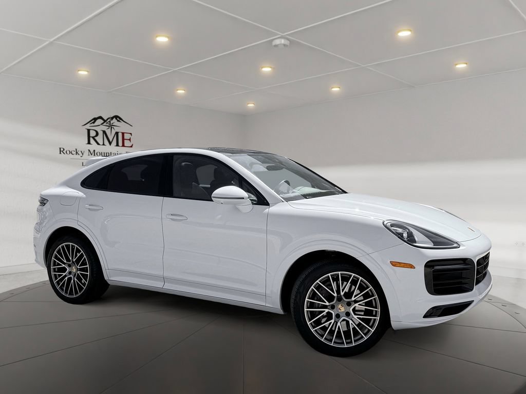 Used 2023 Porsche Cayenne Coupe AWD/4WD image 1