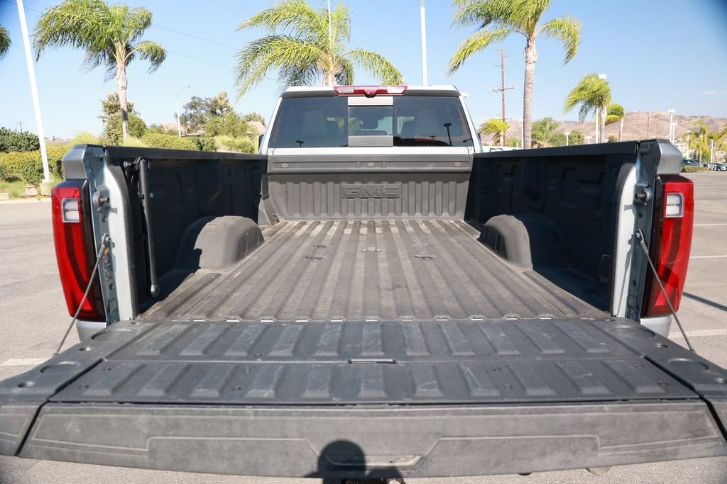 Used 2025 GMC Sierra 3500 Denali w/ Denali Reserve Package AWD/4WD image 43