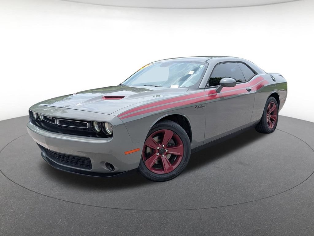 Used 2018 Dodge Challenger SXT