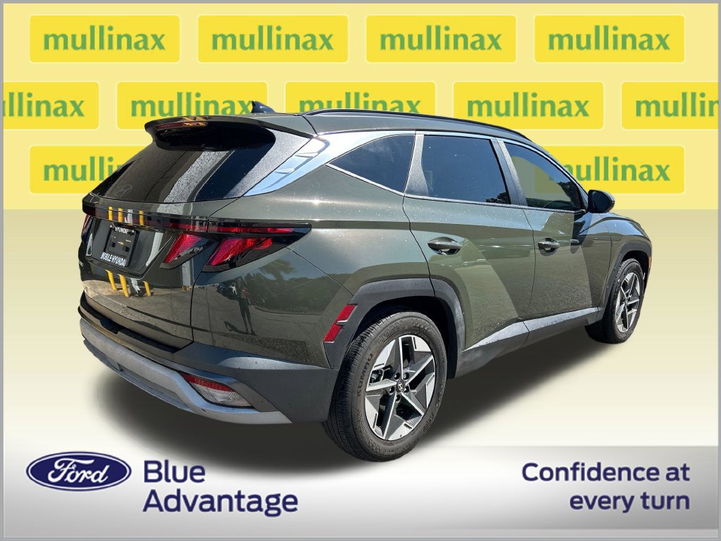 Used 2025 Hyundai Tucson SEL FWD image 2