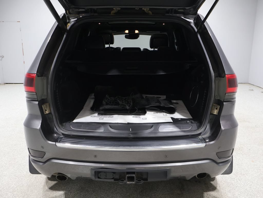 Used 2017 Jeep Grand Cherokee Overland w/ Jeep Active Safety Group AWD/4WD image 21
