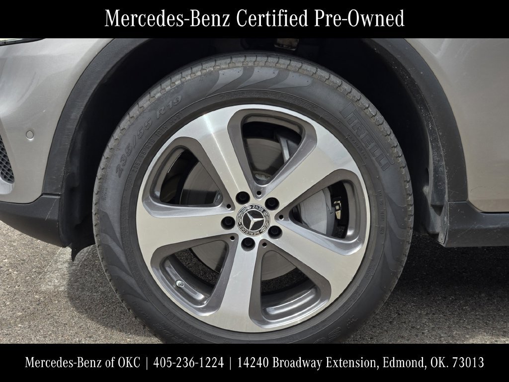 Used 2023 Mercedes-Benz GLC 300 4MATIC Coupe image 9