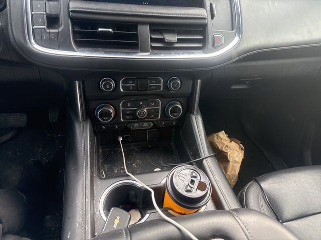 Used 2022 Chevrolet Suburban Z71 image 12